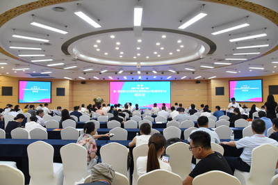 喜報(bào) 我院榮獲“首批西部社會(huì)辦醫(yī)標(biāo)桿醫(yī)院”稱(chēng)號(hào)并獲授牌